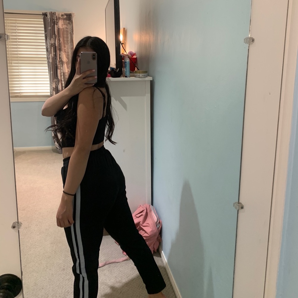 TRACK PANTS